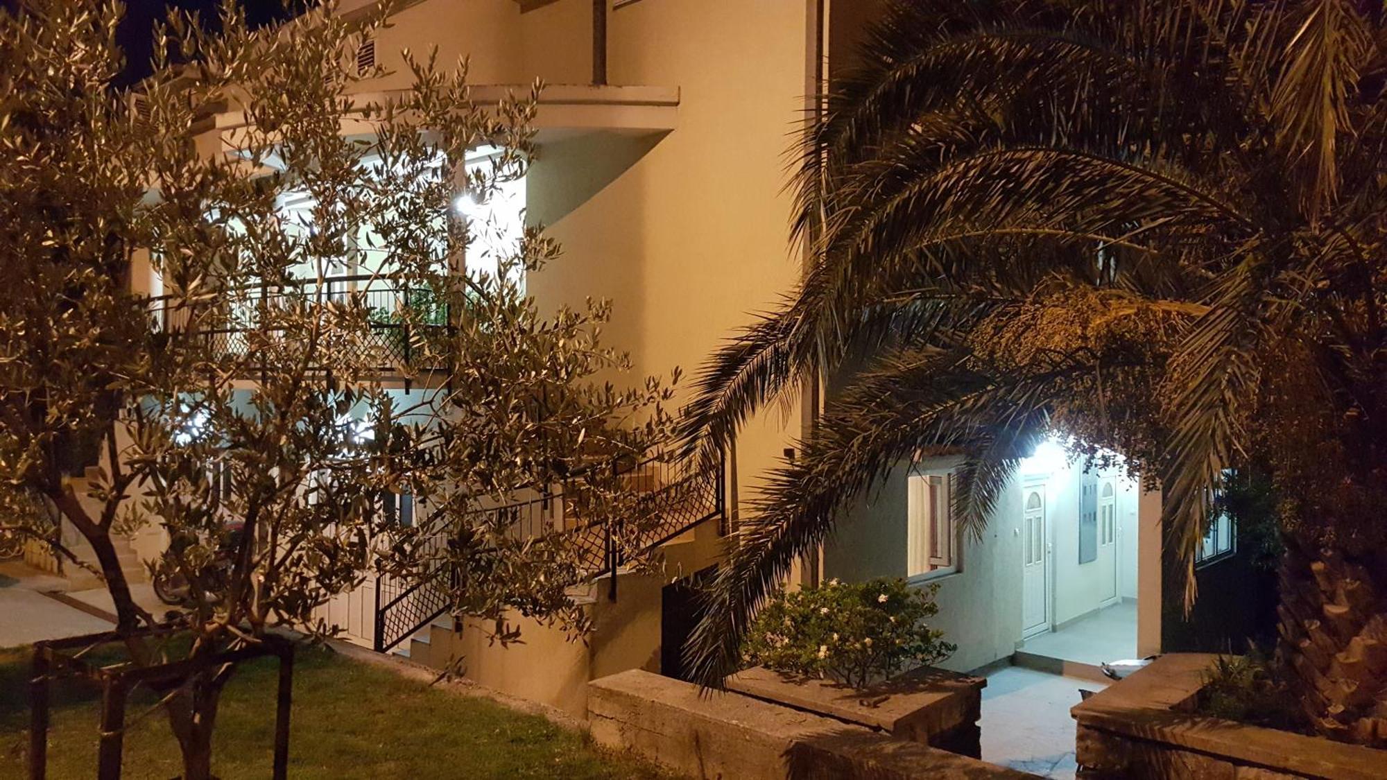 Apartments 101 Котор Экстерьер фото